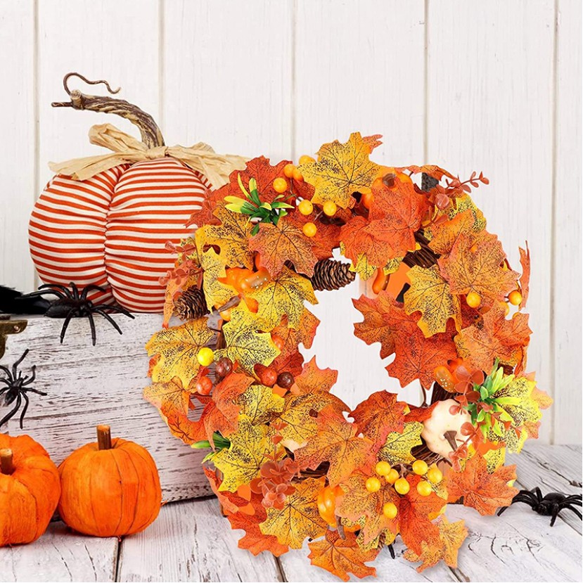 18-Inch Realistic Maple Leaf Door Wreath
