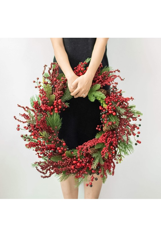 LED Berry-Embellished Christmas Wreath